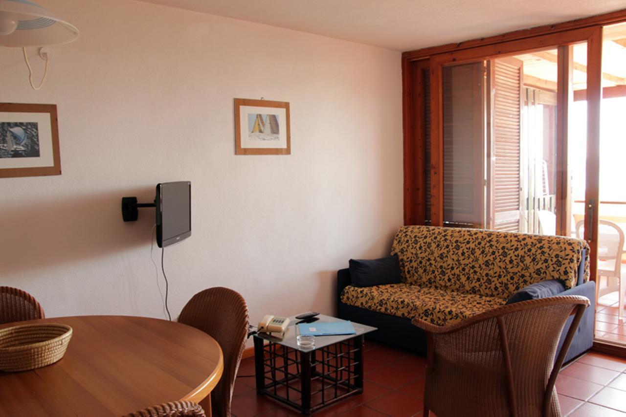 Residence Portolaconia Appartamenti Cannigione Phòng bức ảnh