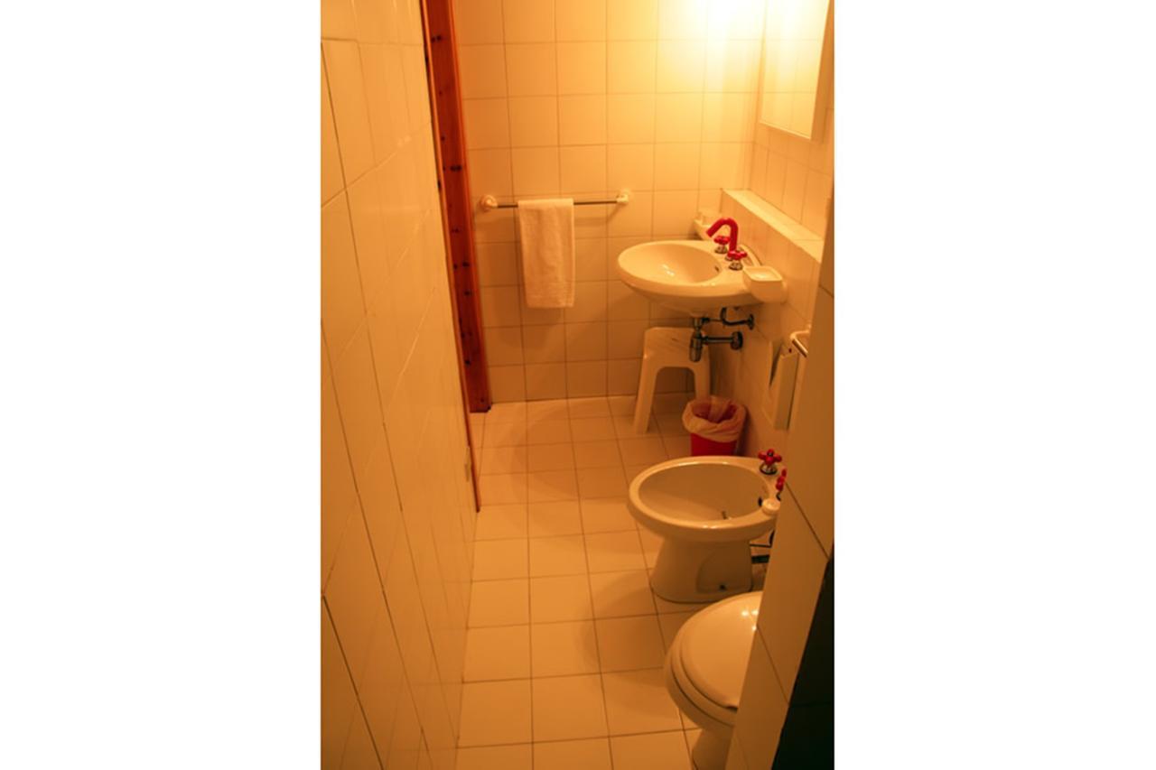 Residence Portolaconia Appartamenti Cannigione Phòng bức ảnh