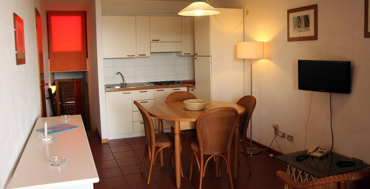 Residence Portolaconia Appartamenti Cannigione Ngoại thất bức ảnh